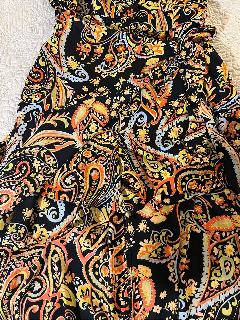 New York & Company Women’s L Paisley Romper Sleeveless V-Neck - Picture 4 of 4